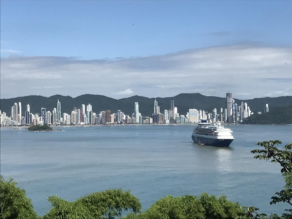 ホテルMorada Do Estaleiro Balneário Camboriú エクステリア 写真